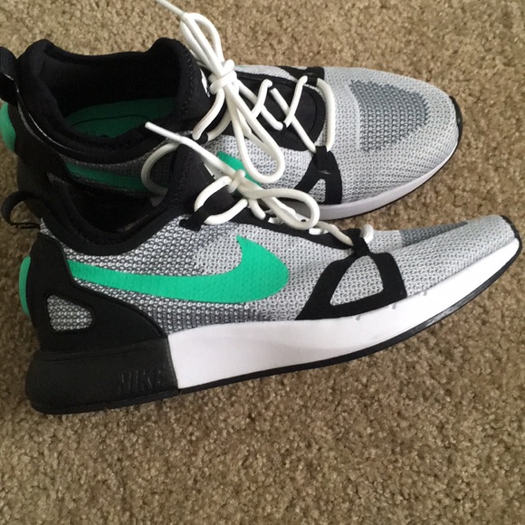 Nike sneakers - Picture 5 of 6